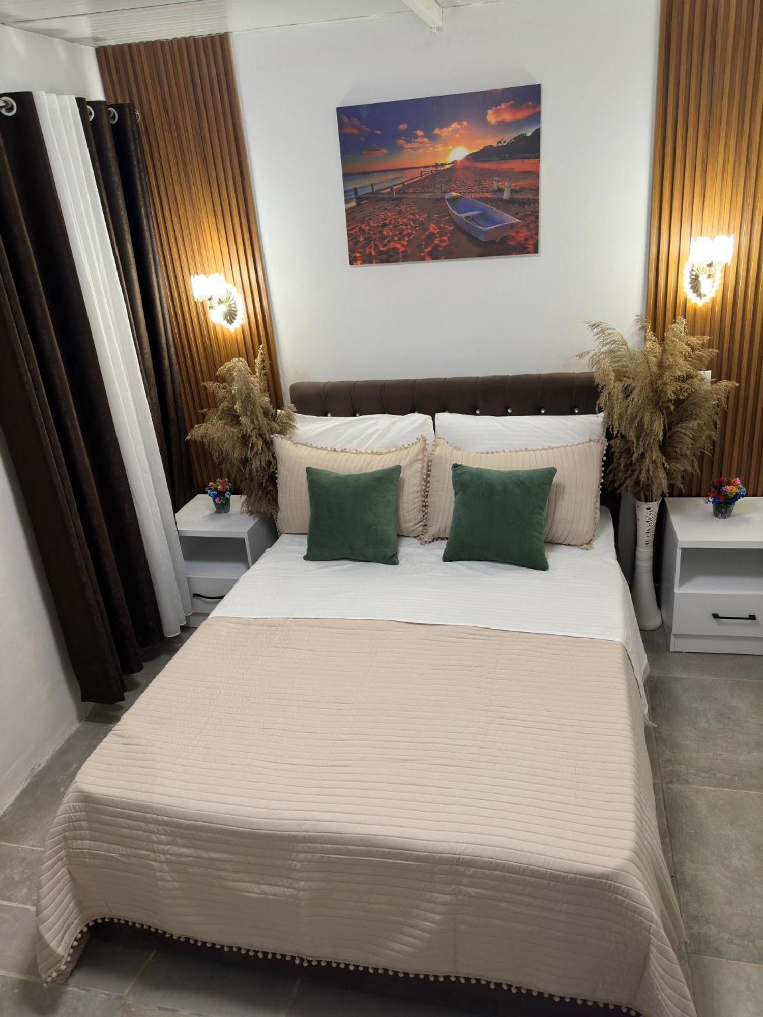 Apartment Mayfair Ksamil